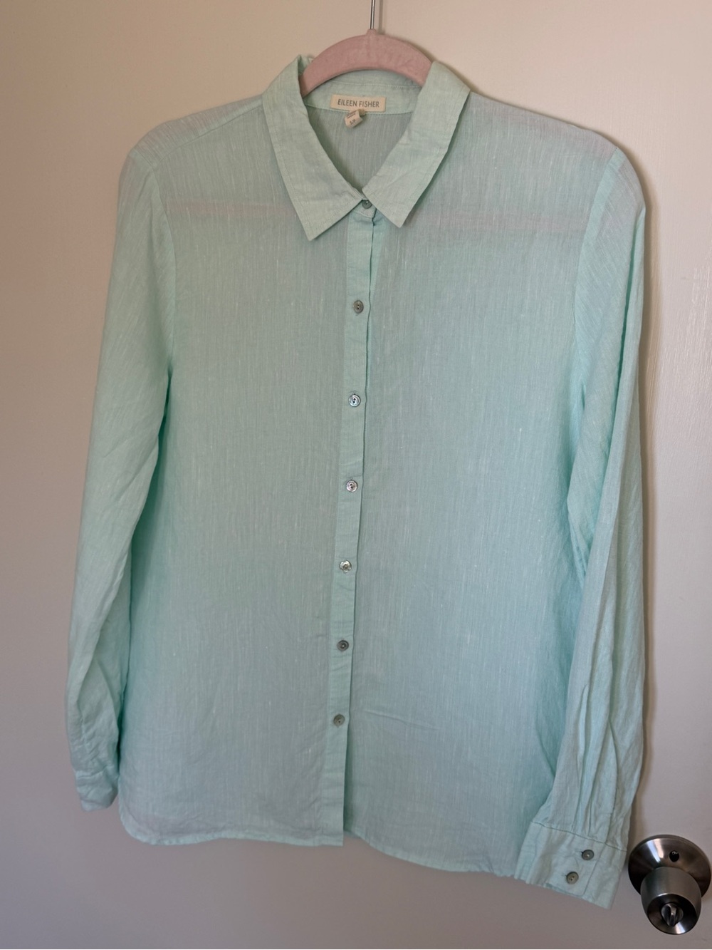 EILEEN FISHER Mint Green organic linen Button-Up women’s shirt- small